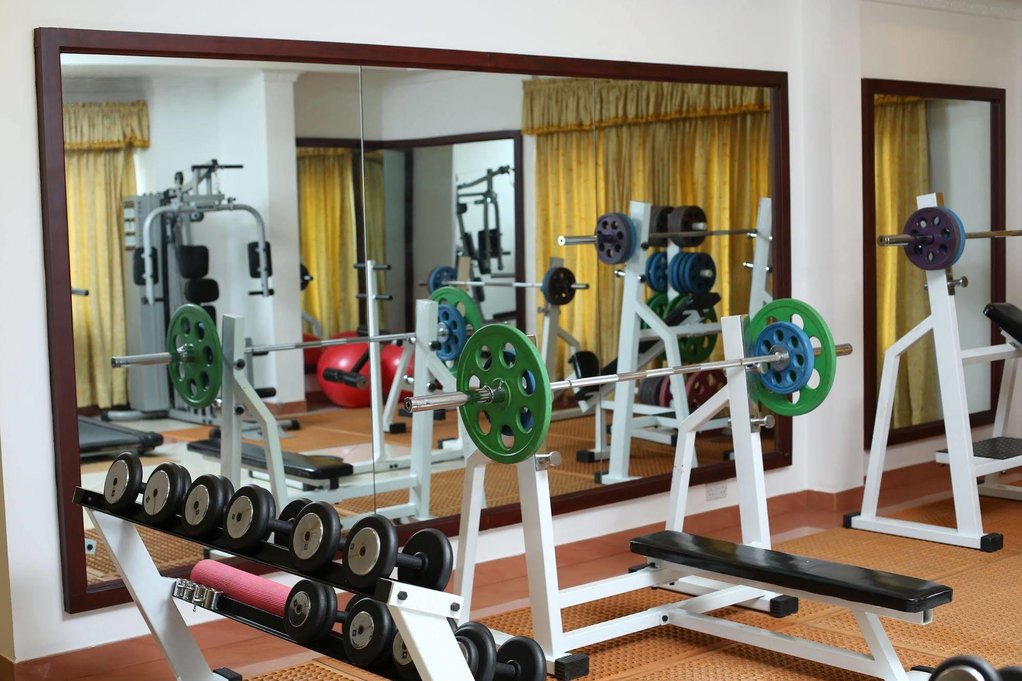 Joys Palace Hotel Thrissur Екстер'єр фото